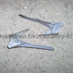 Toyota Camry 1986 - 1991 konepellin saranat