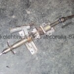Toyota Corolla AE92 EE90 CE90 ohjausakseli ilman korkeudensäätöä virtalukon pesän ja pohjan kera