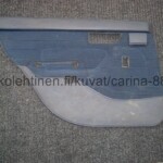 Toyota Carina II vasemman takaoven sininen sähkölasillisen ovipahvi