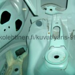 Toyota Yaris 1999 - 2005 japanilaisen 3-ovisen vasen kylki