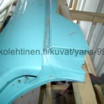 Toyota Yaris 1999 - 2005 japanilaisen 3-ovisen vasen kylki takasivuikkunan kera
