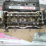 Toyota Corolla AE92 1.6 litraisen 4A-F moottorin kansi