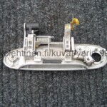Toyota Yaris 1999 - 2005 hopeinen (199) oikean etuoven kahva japanilaiseen