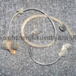 Toyota Yaris 2001 - 2005 ABS-tunnistin, oikea etupyörä, ranskalaisen, alkuperäinen 89542-0D010 Bosch