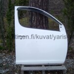 Toyota Yaris Verso valkoinen oikea etuovi