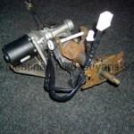 Toyota Yaris SCP10, SCP12 ohjausakseli sähköisellä tehostimella