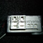 Toyota Yaris SCP10, SCP12 sähköisen ohjaustehostimen ohjausboxin liittimet