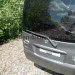 Toyota Yaris Verso takaluukku ehjällä lasilla, harmaa / hopea (1D2)