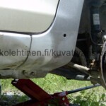 Toyota Yaris Verso oikea etulokasuoja
