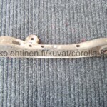 Toyota Corolla AE80, AE82, CE80, EE80 takapoikittaistukivarsi, vasen edempi
