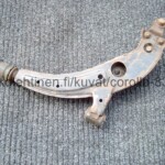 Toyota Corolla AE80, AE82, CE80, EE80 oikea alatukivarsi