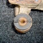 Toyota Corolla AE80, AE82, CE80, EE80 vasen takaolkakappale, pitkittäistukivarren pusla halkeillut